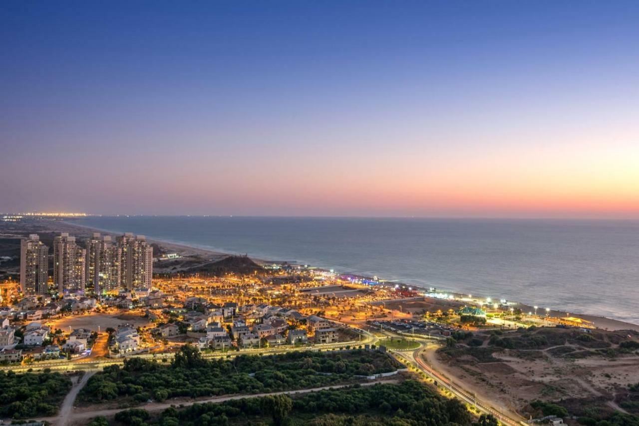 35Th Floor 4 Rooms On The Sea Bat Yam Exterior photo