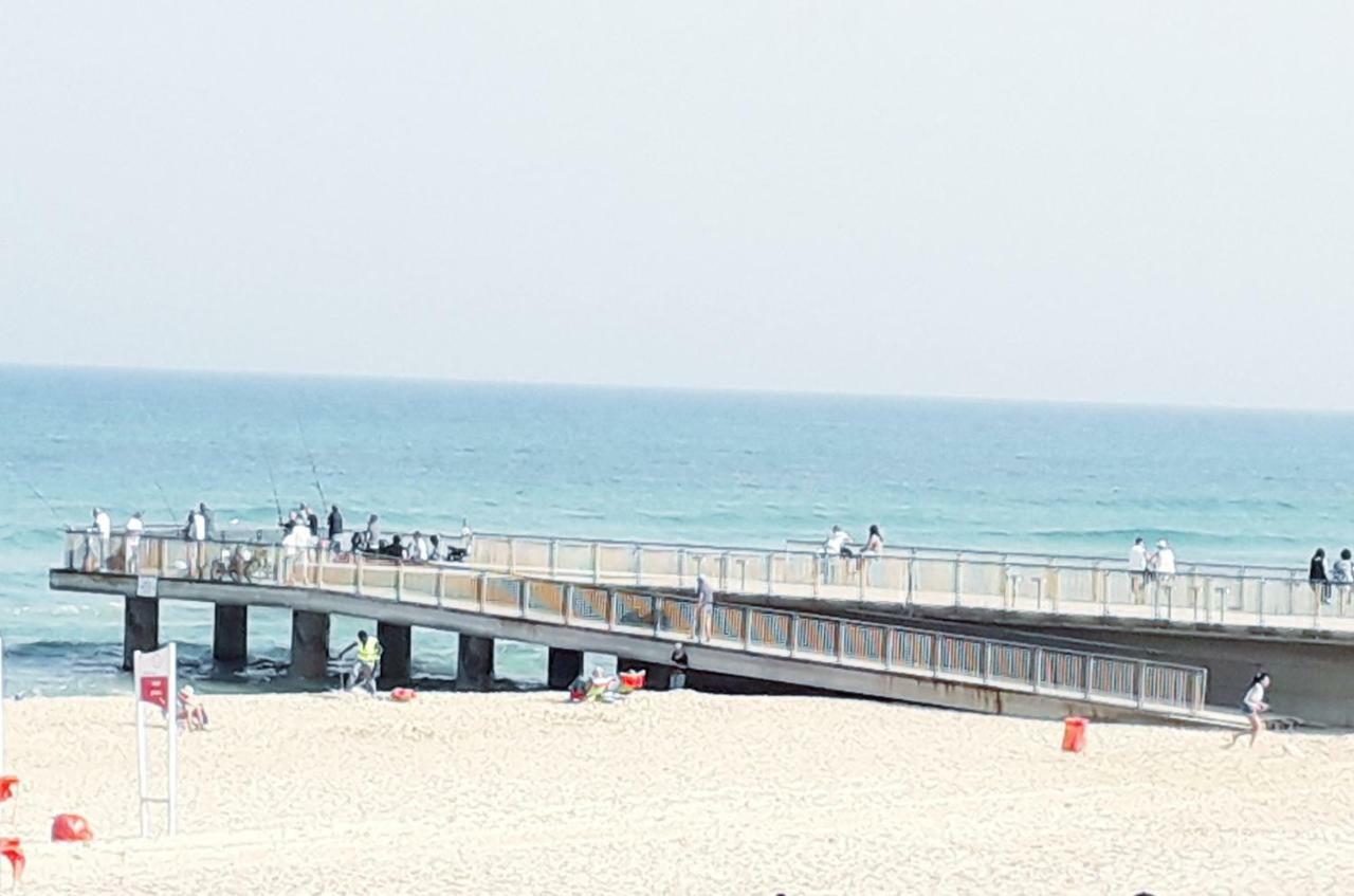 35Th Floor 4 Rooms On The Sea Bat Yam Exterior photo